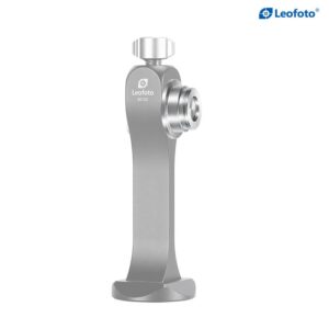 Leofoto S4 Stativadapter gemonteerd op Leofoto statiefadapterhouder, zijaanzicht.