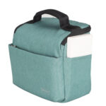 Dulepro Companion Shoulder Bag S22 light green rechterzijaanzicht met zijvak en witte accessoire