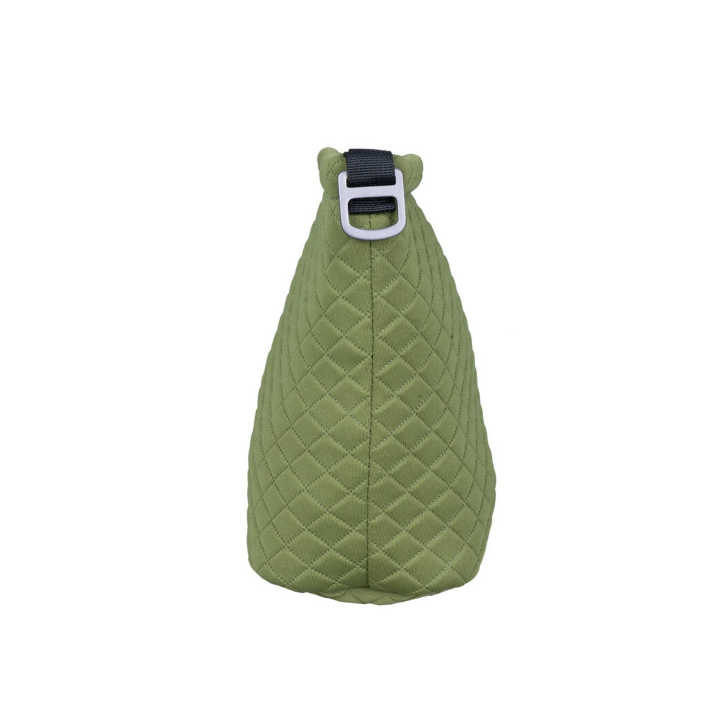 Dulepro Magic DSLR Storage Pouch groen zijaanzicht met sluitclip en afgeronde contour