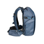 Summit-Creative Metropolis Backpack 22l blauw rechterzijaanzicht met cameratoegang en draagband