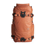 Summit-Creative Tenzing Rolltop Backpack oranje vooraanzicht met rolltop, gespen en voorvak