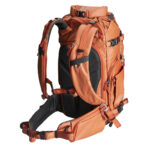 Summit-Creative Tenzing Rolltop Backpack rugzijde met borstband, gevoerd rugpaneel en heupriem