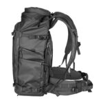 Summit-Creative Tenzing Rolltop Backpack rechterzijaanzicht met dichte structuur en compressieriemen