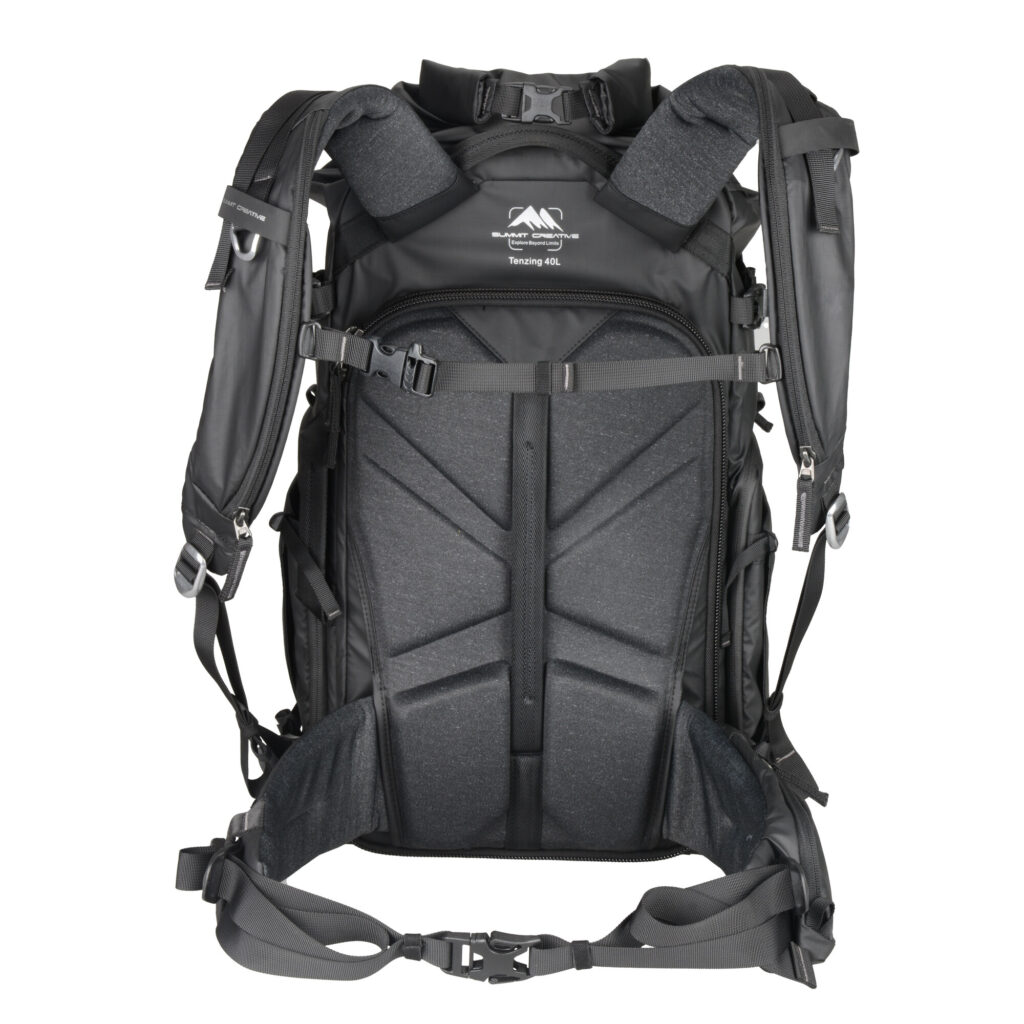 Summit-Creative Tenzing Rolltop Backpack rugzijde met ademend rugpand, verstelbare banden en borstriem