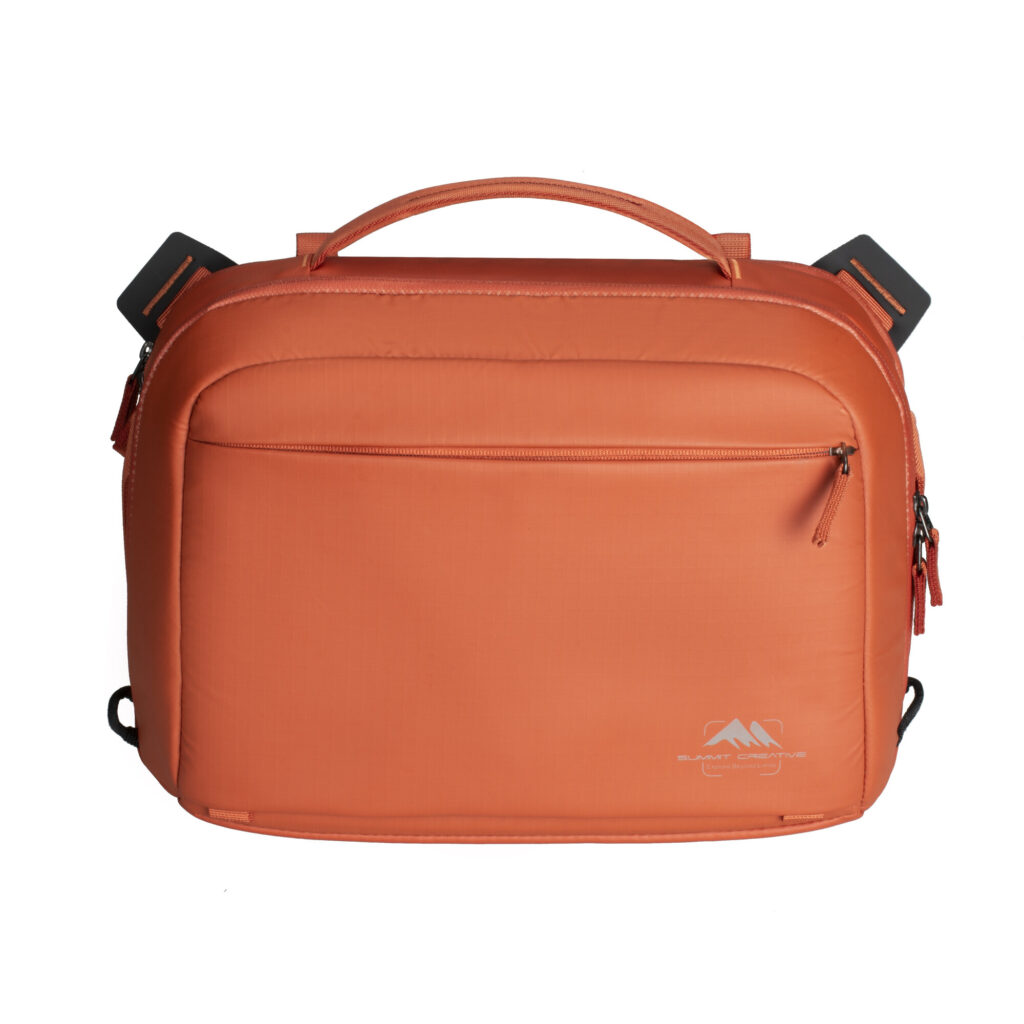 Summit-Creative Tenzing Shoulder Bag oranje vooraanzicht met ritsvak en minimalistisch ontwerp