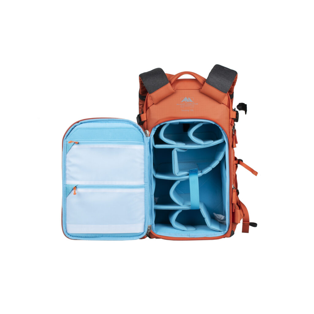 Summit-Creative Tenzing Backpack interieur opengeklapt met configureerbare cameraverdelers