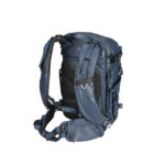 Summit-Creative Tenzing Backpack zijaanzicht met bevestigde schouderriemen en zijvak