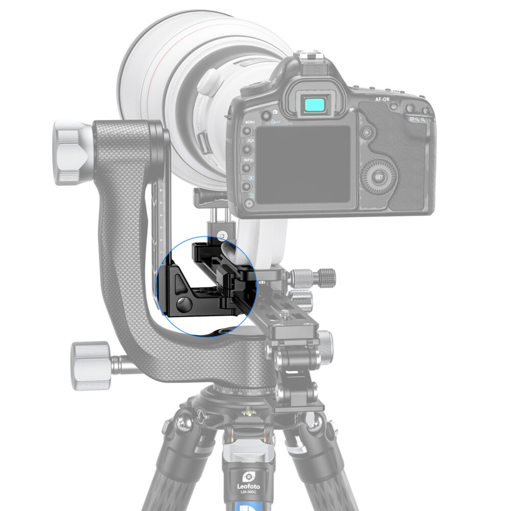 Leofoto DDC-50B Snelkoppeling toegepast in gimbal setup met grote telelens