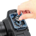 Leofoto NP-65T Snelkoppelplaat montage onder camera met handmatige bevestiging