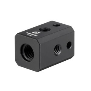 Leofoto CF-8 Multi-Adapterkubus-Würfel zijaanzicht met gegraveerd logo en bevestigingsgaatjes