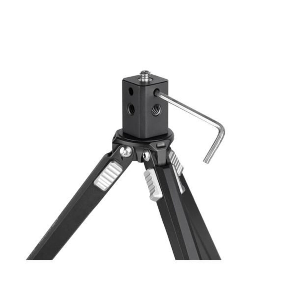 Leofoto CF-8 Multi-Adapterkubus-Würfel gemonteerd op ministatief met inbussleutel