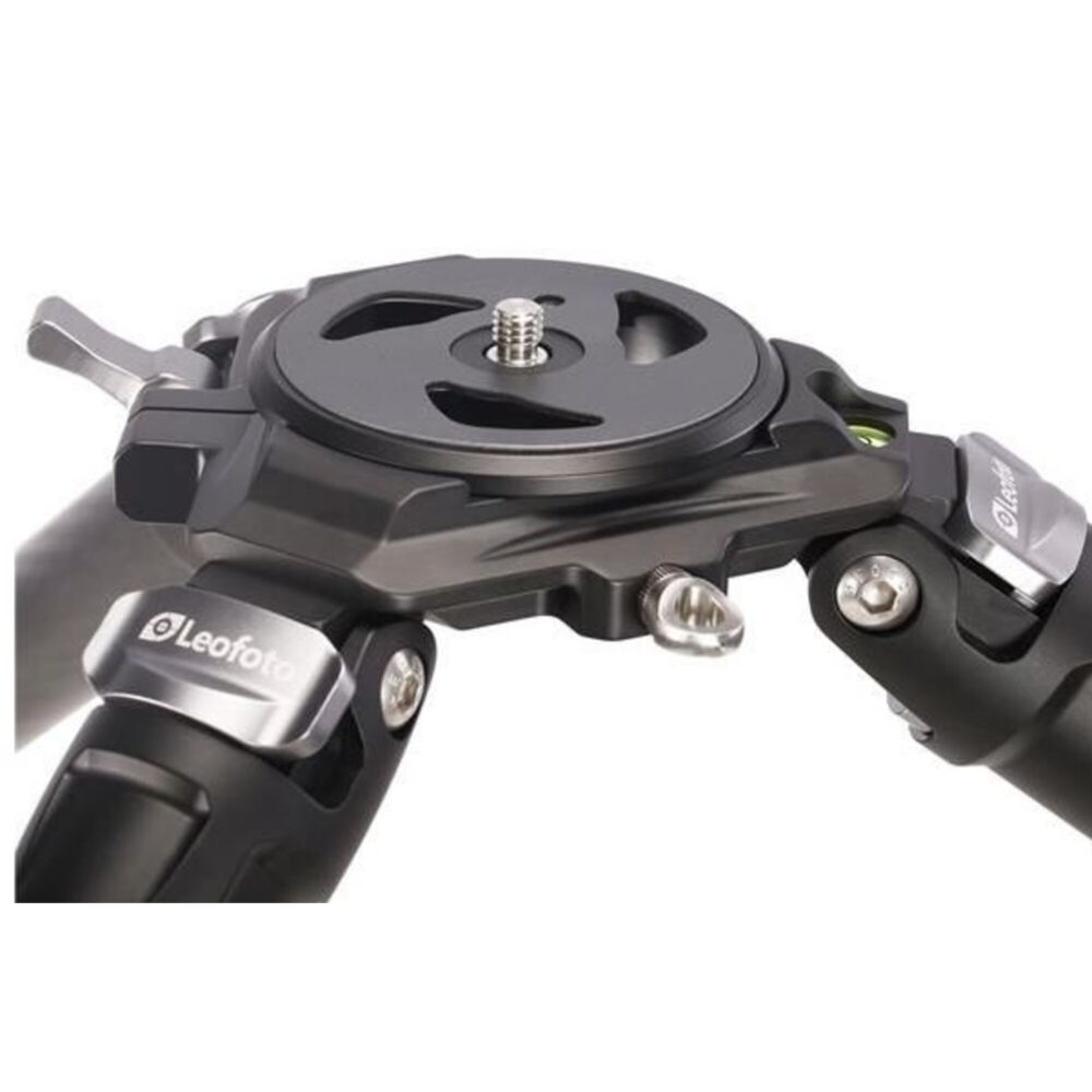 Leofoto TP-60 Montageplaat gemonteerd op Leofoto LS-36x statief als stabiele platformbasis