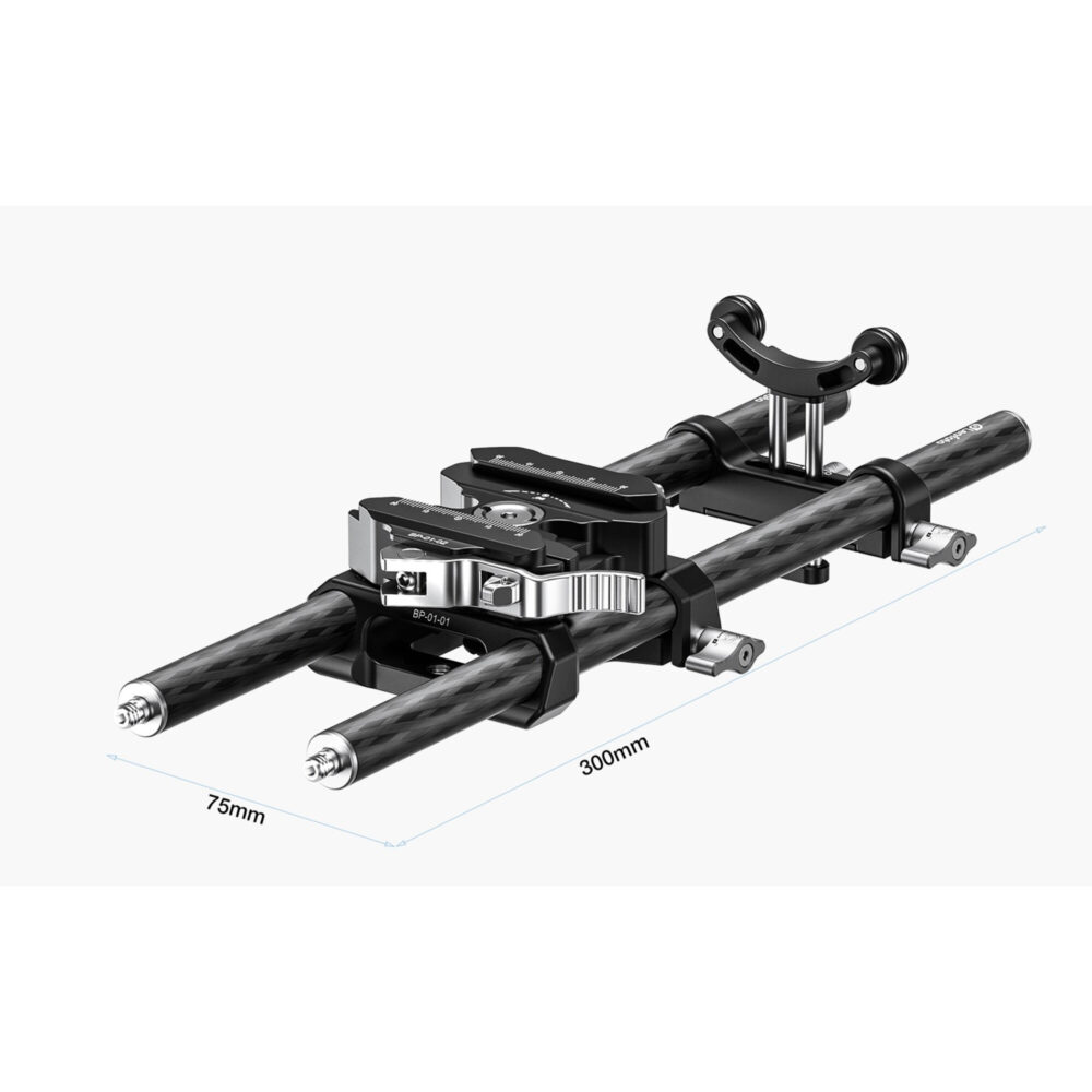 Leofoto BP-01 KIT Camera Cage overzicht met onderdelen en camerabevestiging op rodsysteem