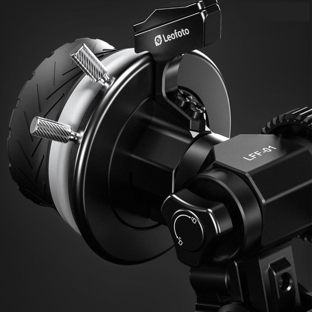 Leofoto LFF-01 Camera Cage detailopname van gripring en aluminium onderdelen