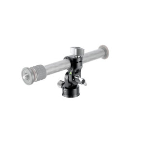 Leofoto HX-28 Uitbreidadapter adapter met gemonteerde horizontale middenkolom van een Urban LX-284CT statief voor macro- en topviewopnames.