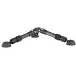 Leofoto SC-50 Statiefvoet Leofoto statief in lage stand uitgerust met drie SC-50 rubbervoeten op gladde vloer.