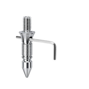Leofoto Lange Spike Statiefvoet close-up van lange roestvrijstalen statiefspike met 3/8-inch schroefdraad en meegeleverde inbussleutel.