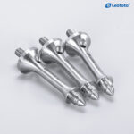 Leofoto-Tripod-pad-Long-spikes-with-rubber-caps-TFS-S1-4-4 Leofoto S1/4 statiefvoet set van drie glanzende spikes zonder rubberdoppen op witte ondergrond.