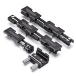 Leofoto-Mounting-VC-3-multi-smartphone-mount-1 Leofoto VC-3 multi-smartphonehouder uit elkaar genomen met losse rails, klemmen en Arca-Swiss-verbindingsplaat.