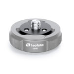 Leofoto Q50 snelwisselplaat zijaanzicht met Leofoto-logo en geribbelde rand voor stevige grip.