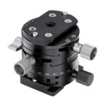 Leofoto G2 statief-panoramakop achter- en onderaanzicht met 3/8-inch statiefaansluiting en meerdere instelknoppen.