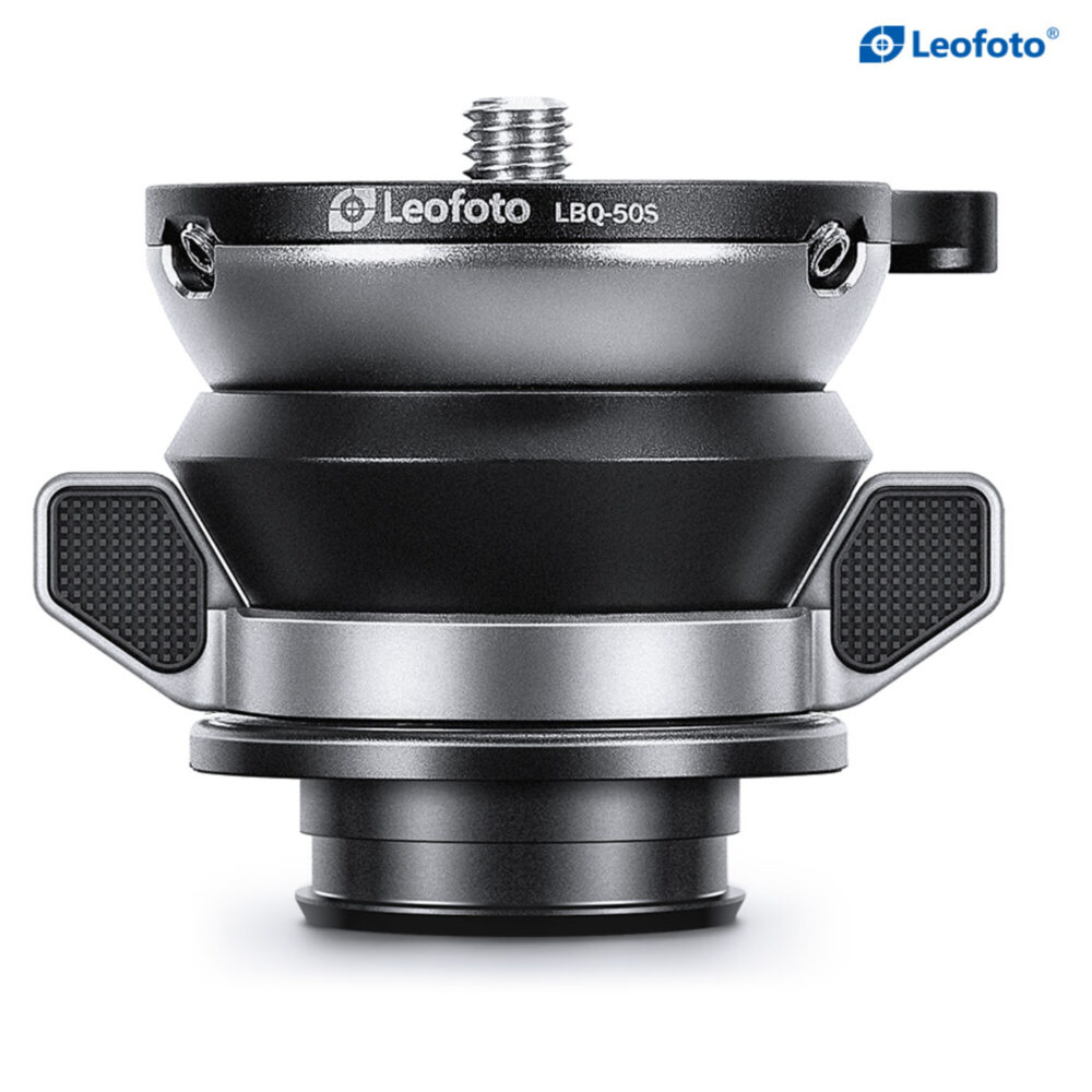 Leofoto LBQ-50S nivelleringsbasis recht zijaanzicht met centrale kogelkom en twee ergonomische vergrendelknoppen.