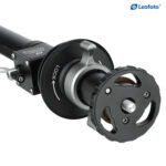 Leofoto middenzuil detailaanzicht van basis met grote draaiknop, lock-markering en montageplaat voor 75mm statiefschotel.