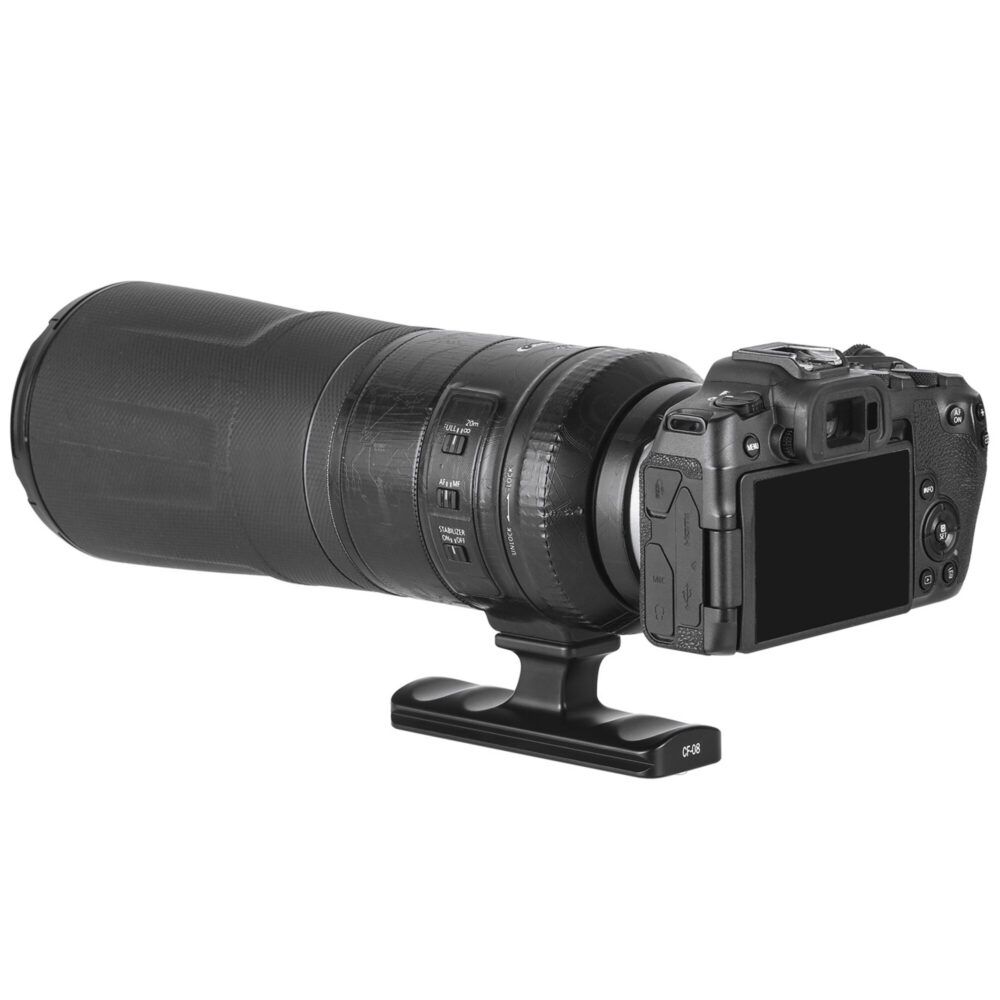 Leofoto CF-08 objectiefvoet zijaanzicht met Canon RF 800mm f/11 IS STM lens en camera, opgesteld op statief.