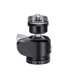 Leofoto-Tripod-ball-head-LH-22-PU-25-12 Leofoto LH-22 + PU-25 statiefkogelkop diagonaal bovenaanzicht met zicht op plaat, klem en panoramaring.