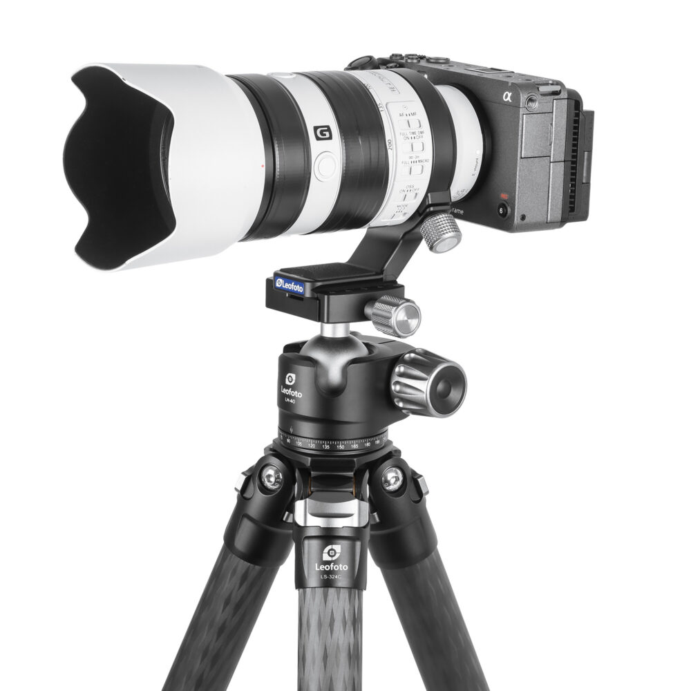 Leofoto SFC-01 objectiefvoet gemonteerd op Sony FE 70-200mm f/4 Macro G OSS II op statief voor stabiele tele-opstelling.