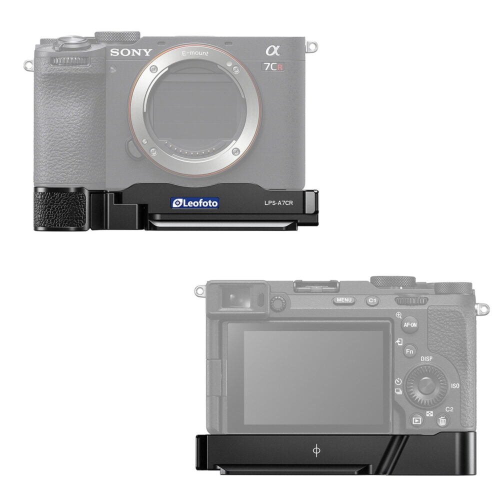 Leofoto LPS-A7CR/A7CII L-Beugel demonstratie met gemonteerde Sony Alpha 7CR/7C II camera op transparante achtergrond.