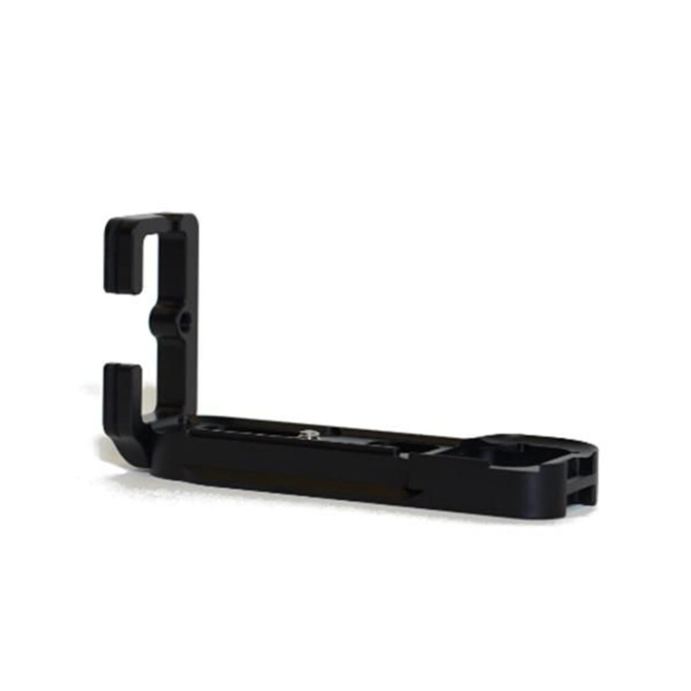Leofoto LPS-A7II L-Beugel schuine achteraanzicht met uitsparingen en 1/4-inch schroefgat.