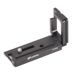 Leofoto LPS-A6500 L-Beugel schuine bovenaanzicht met instelbare 1/4"-statiefschroef en sleuf in de basisplaat.