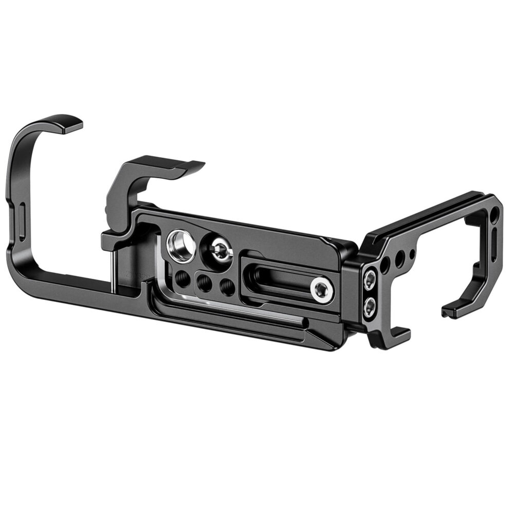 Leofoto LPN-Z5II L-Beugel perspectiefaanzicht van onderzijde met anti-twist flenzen en extra 1/4"-accessoiregaten.