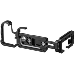 Leofoto LPN-Z50II L-bevestiging onderaanzicht met Arca-Swiss-slede, anti-twist-flenzen en bevestigingsschroeven.