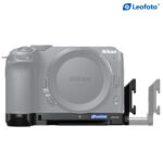 Leofoto LPN-Z30 L-bevestiging gemonteerd onder Nikon Z30 camera op statiefkop in horizontale positie.