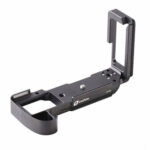 Leofoto LPF-XH1 L-bevestiging schuin vooraanzicht met verbonden L-profiel en CNC-gefreesde randen voor maximale stabiliteit.