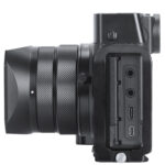 Leofoto LPF-GFX100RF L-bevestiging bovenaanzicht van camera met L-plaat en goed bereikbare bedieningsknoppen.