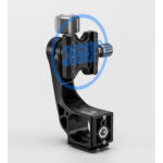 Leofoto MPG-2 Gimbal-uitbreiding demonstratiebeeld waarop de draaibeweging van de klem rond de arm wordt weergegeven.