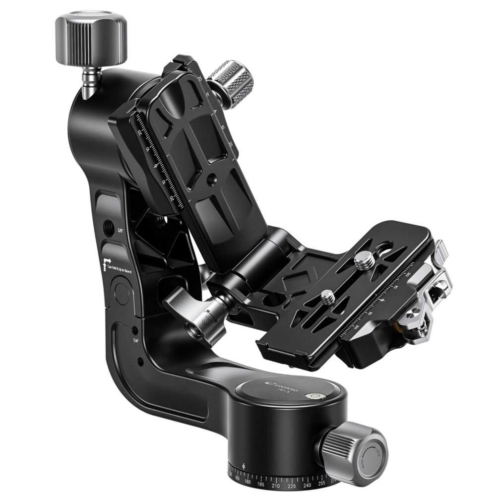 Leofoto PG-2L 2-weg kantelkop schuinaanzicht met horizontale snelkoppelingsplaat en verticale arm.