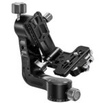 Leofoto PG-2L 2-weg kantelkop schuinaanzicht met horizontale snelkoppelingsplaat en verticale arm.
