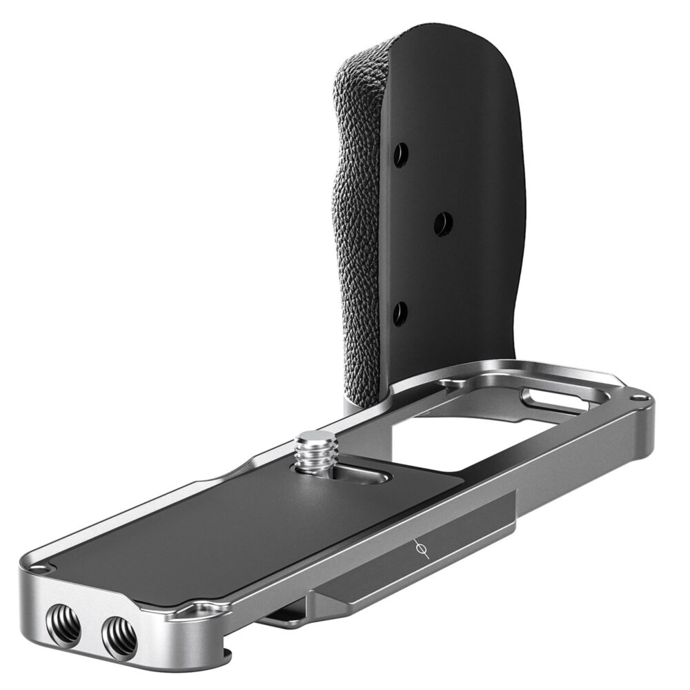 Leofoto LPF-X100VI handgreep bovenaanzicht van lange zilveren Arca-Swiss bodemplaat met 1/4-inch schroef en verticale grip.