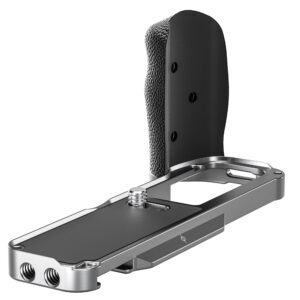 Leofoto LPF-X100VI handgreep bovenaanzicht van lange zilveren Arca-Swiss bodemplaat met 1/4-inch schroef en verticale grip.