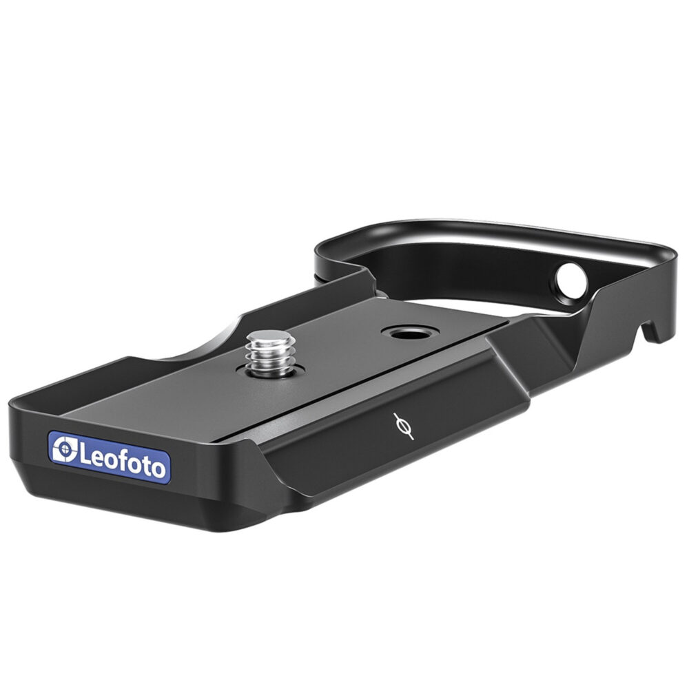 Leofoto ZV-E10 handgreep schuinaanzicht van compacte Arca-Swiss plaat met Leofoto logo en ergonomische vorm.