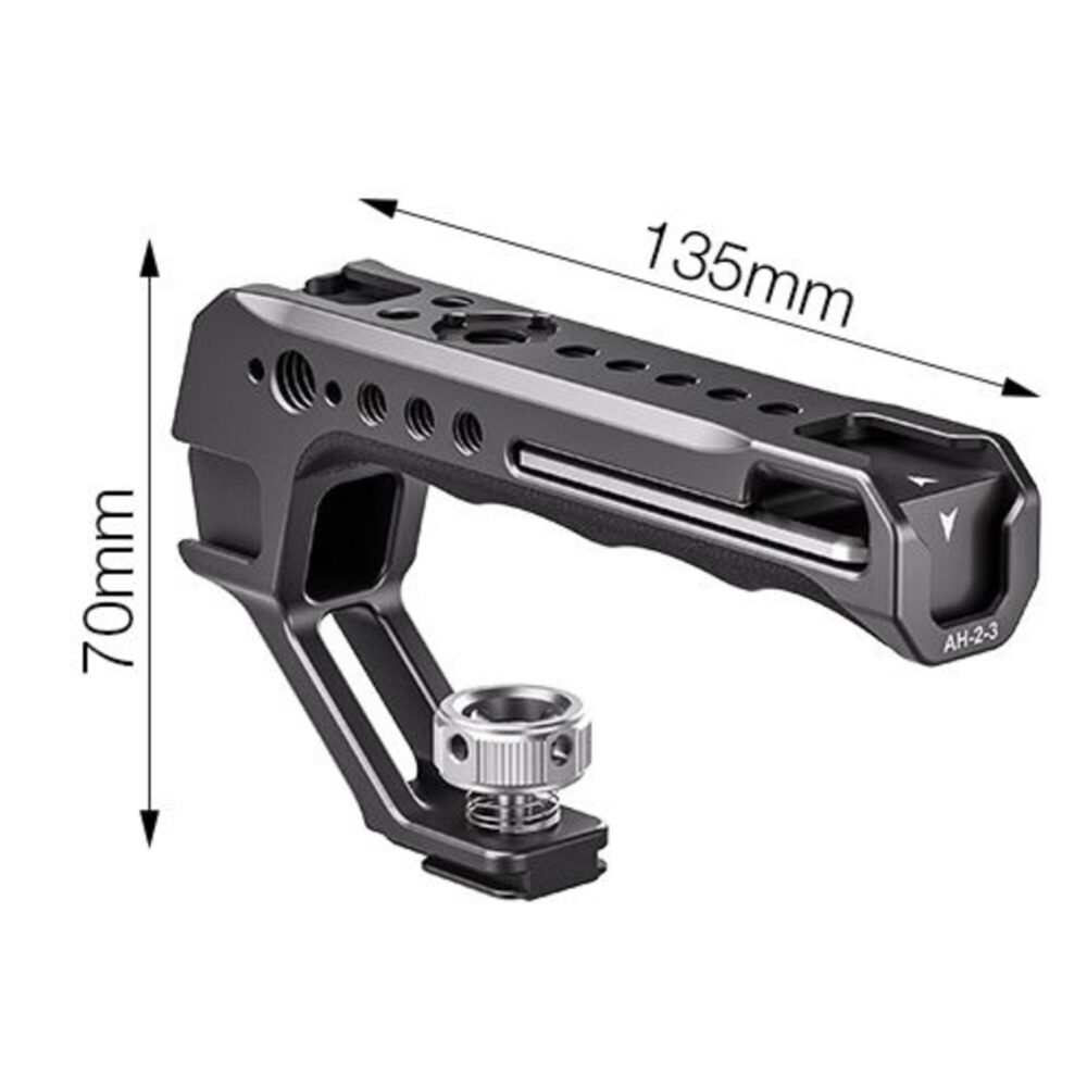 Leofoto AH-2-3 cameracage top handle met lengtemaat 135 mm en hoogte 70 mm in technische maattekening.
