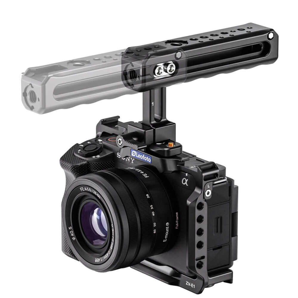 Leofoto AH-3-1 cameracage handgreep gemonteerd als top handle op cameracage met systeemcamera als voorbeeldopstelling.