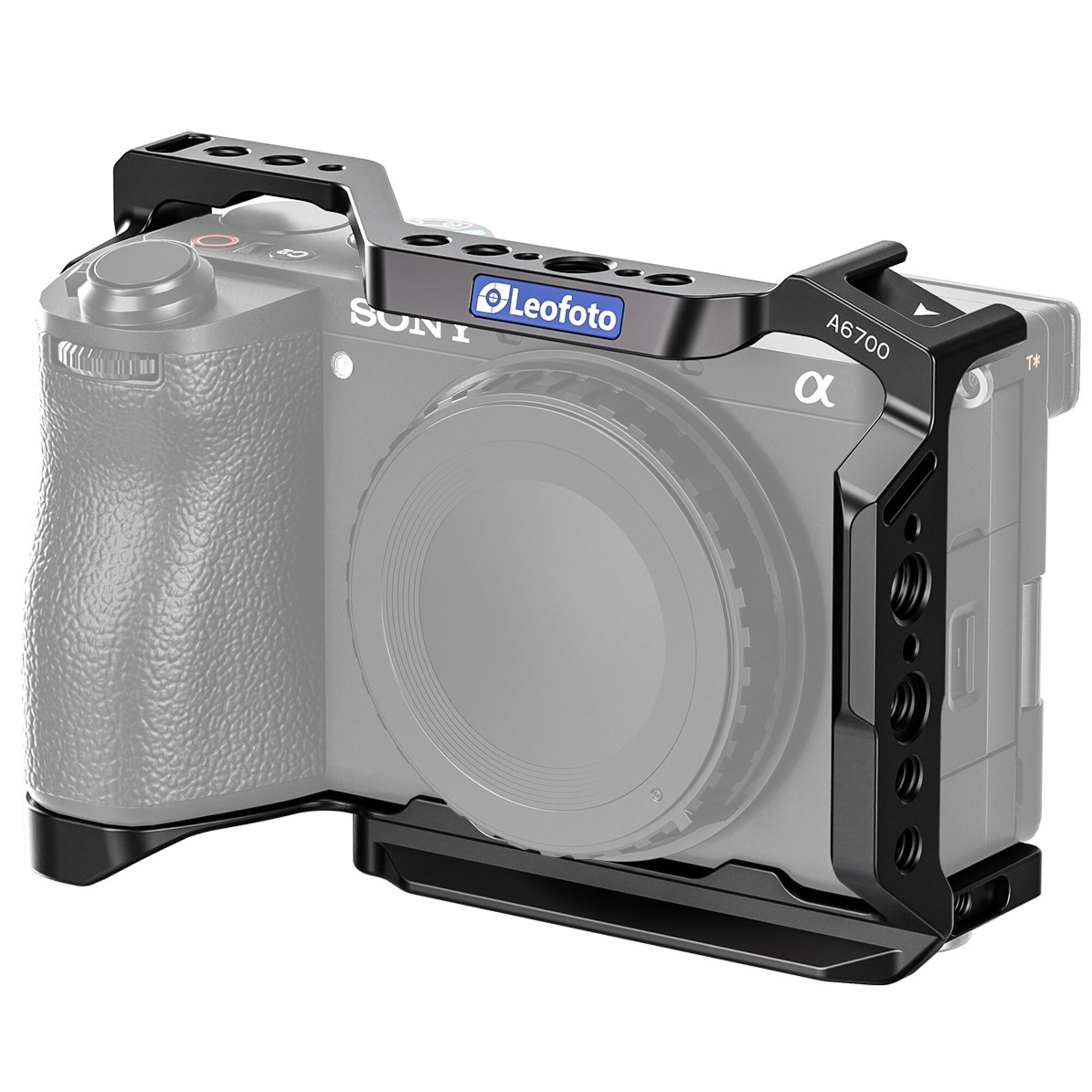 Leofoto A6700 cameracage semi-transparante weergave rond camera om pasvorm en bescherming te tonen.