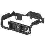 Leofoto Z8 cameracage rechterzijaanzicht met uitsparingen en schroefgaten voor accessoires.