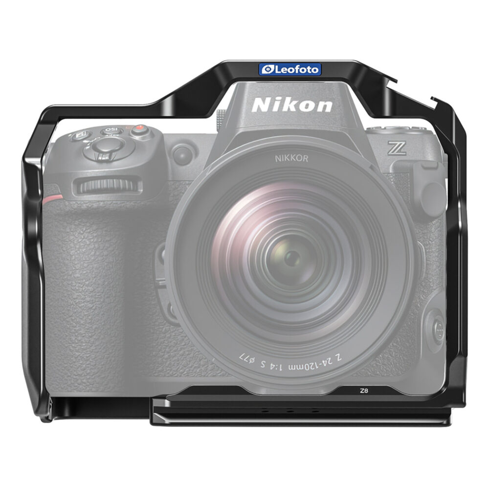 Leofoto Z8 cameracage gemonteerd rond semi-transparante Nikon Z8 camera vooraanzicht.