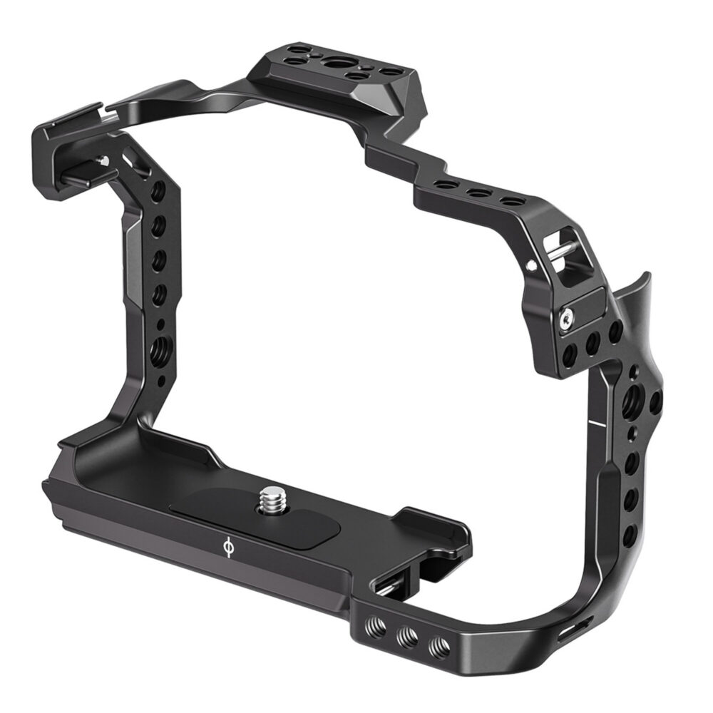 Leofoto EOS R6 II cameracage rechtsvoor aanzicht met hoge zijkanten en meerdere 1/4-inch schroefgaten.